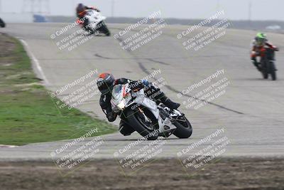 media/Nov-29-2025-TrackDaz (Sat) [[10ae2d9bce]]/A Group/Session 3 (Outside Grapevine)/